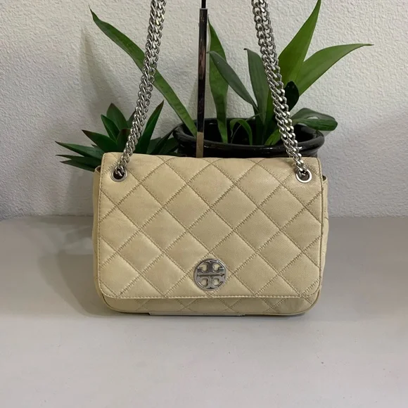 Tory Burch Cream Quilted Chain Bag - Picture 2 of 12
